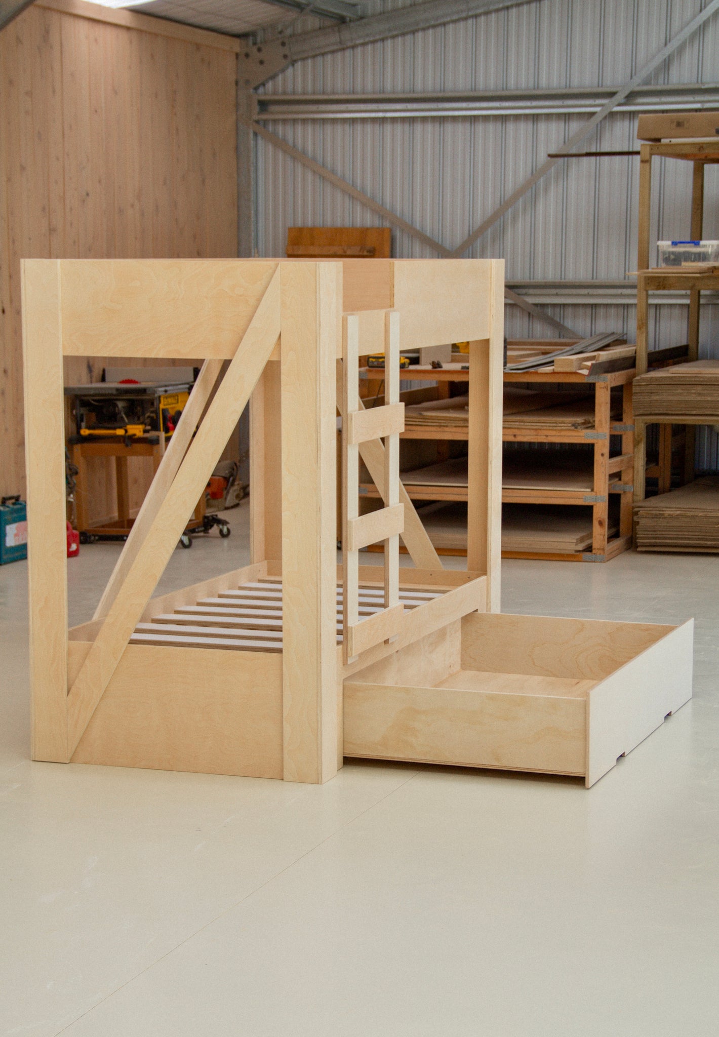 Birch Bunk Beds – Happy Sunday